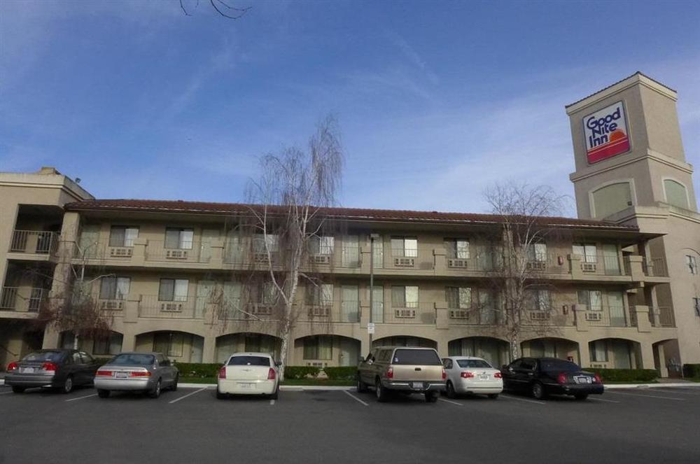 Inn At Rohnert Park Exterior photo