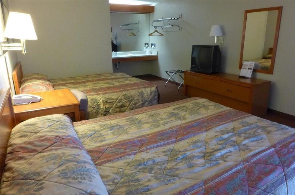 Inn At Rohnert Park Room photo