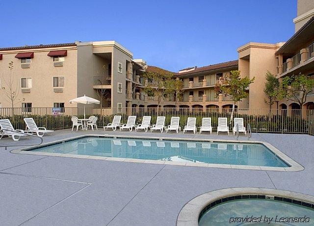 Inn At Rohnert Park Exterior photo